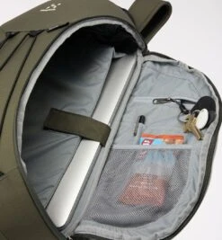 Haglöfs Corker Ryggsäck 20 L Deep Woods 8 Haglöfs Corker Ryggsäck 20 L Deep Woods -Garmin Shop 55010b3a b294 4cff aac5 425b9a1872cc