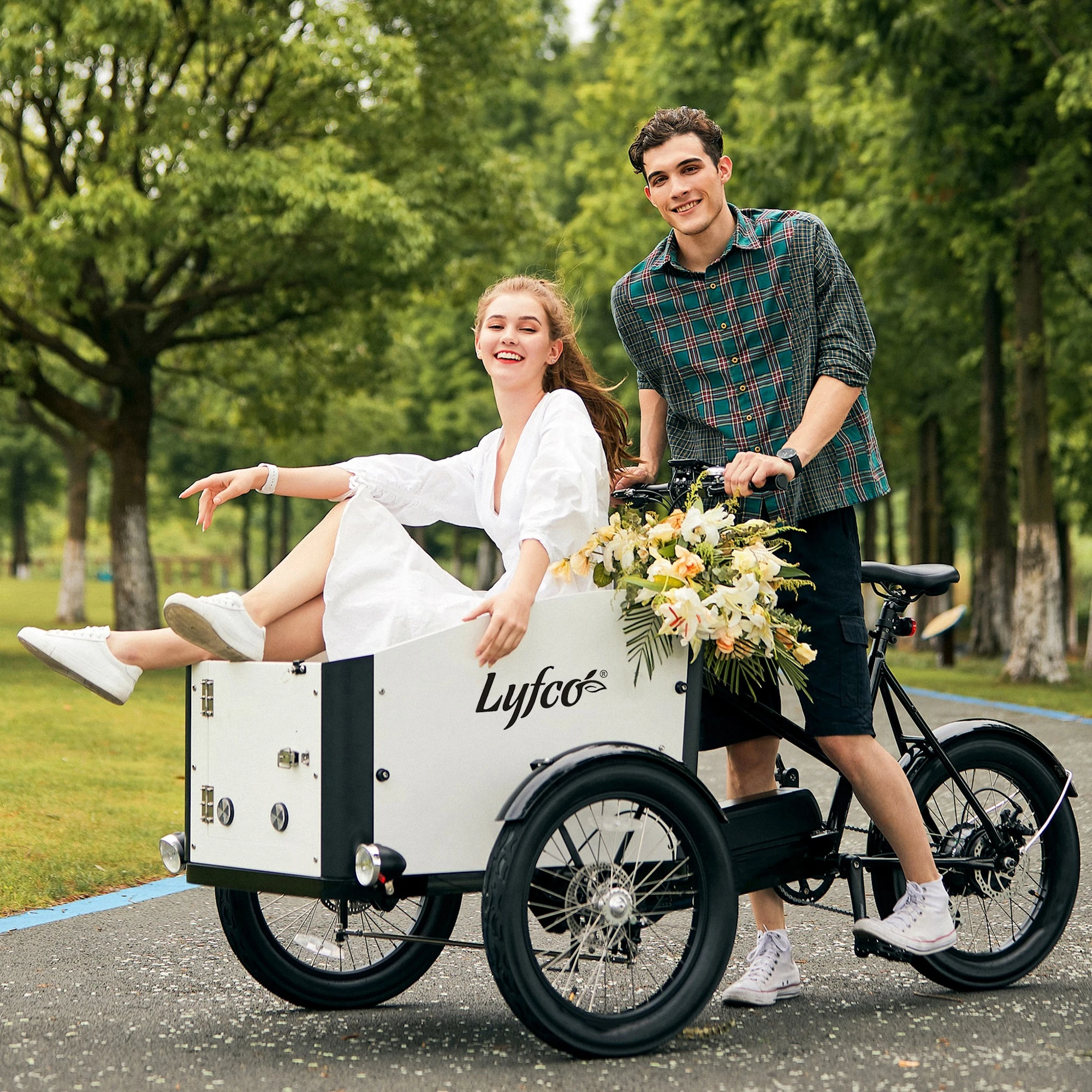 El- Lådcykel Med öppningsbar Låda, 17,5Ah Samsungbatteri, 8 Växlar 5 El- Lådcykel Med öppningsbar Låda, 17,5Ah Samsungbatteri, 8 Växlar - Bild 4