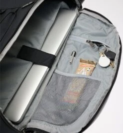 Haglöfs Corker 20L Ryggsäck True Black -Garmin Shop de39b925 a0f8 42fa b159 f050ddacca1d